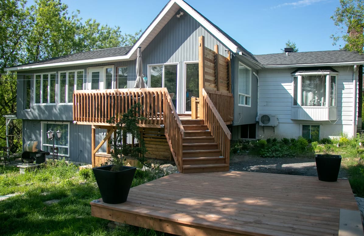 Custom multi-level deck build